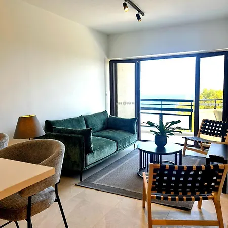 Pigeon 4* リマソール