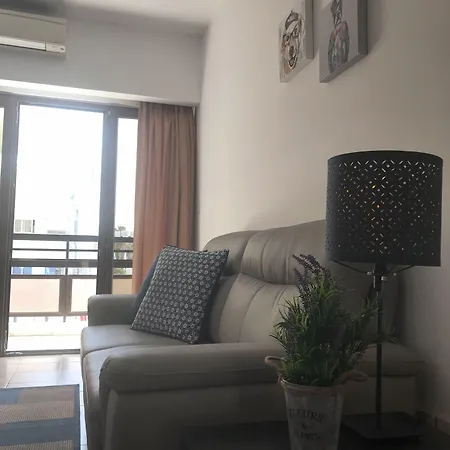 Pigeon 4* リマソール