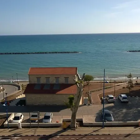 アパートホテル Pigeon