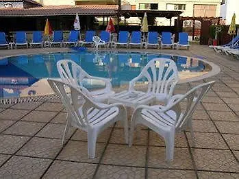Apartahotel Pigeon Limassol