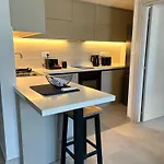 Pigeon 4*