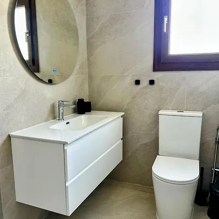 Aparthotel Pigeon Lemesos