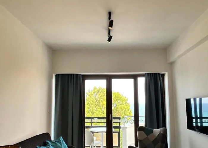 Aparthotel Pigeon Lemesos