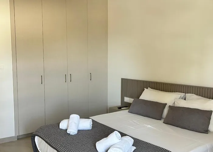 Pigeon Aparthotel 4*