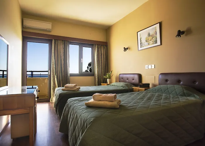 Aparthotel Pigeon Lemesos