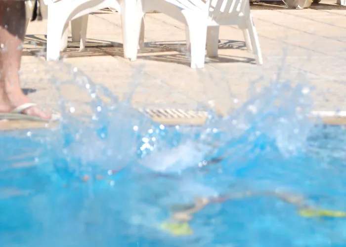 Aparthotel Pigeon Lemesos