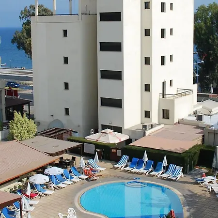 Pigeon 4* Limassol