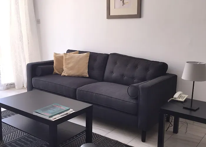 Pigeon Ξενοδοχείο με διαμερίσματα Λεμεσός